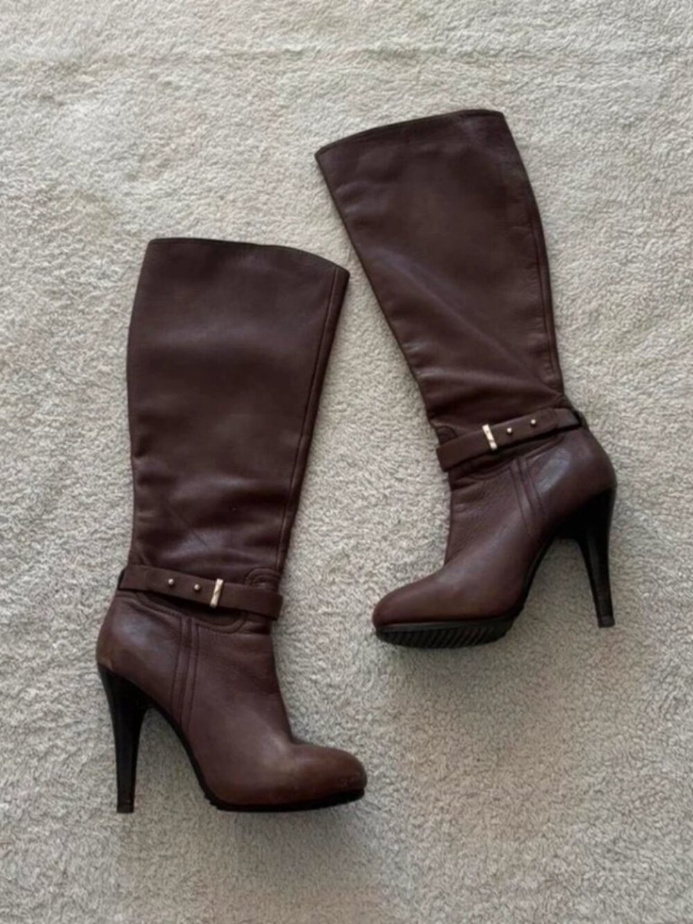 brown boots